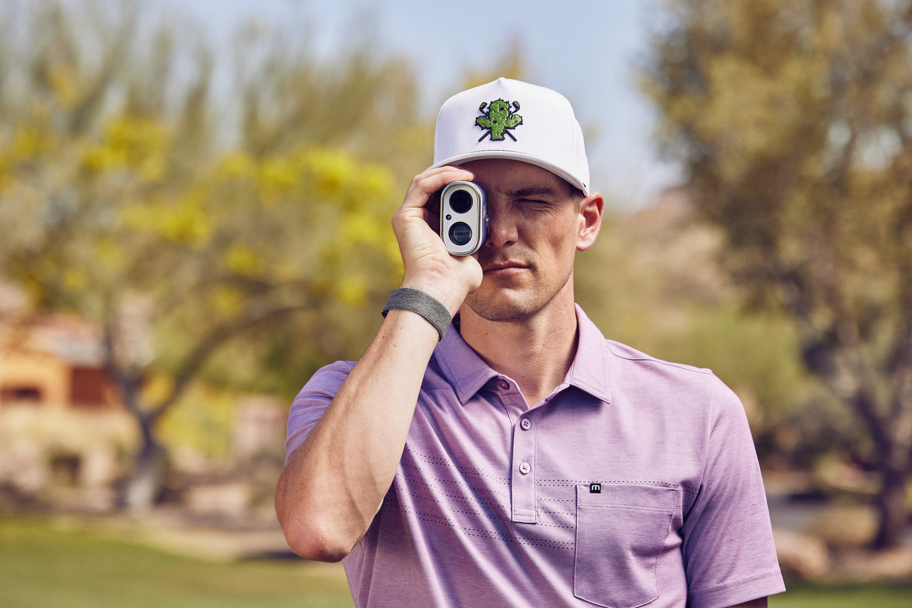 HOW DOES A GOLF RANGEFINDER WORK Blue Tees Golf UK