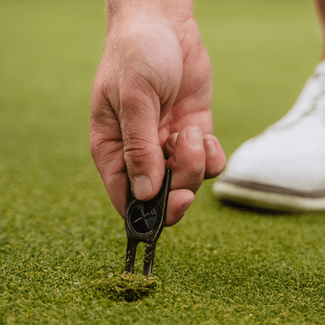 divot-repair
